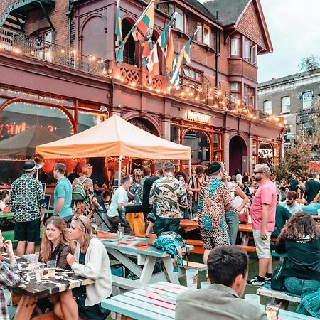 Hootananny Hostel London Exterior foto