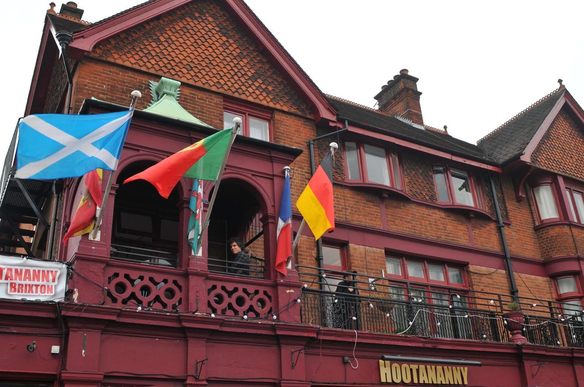 Hootananny Hostel London Exterior foto