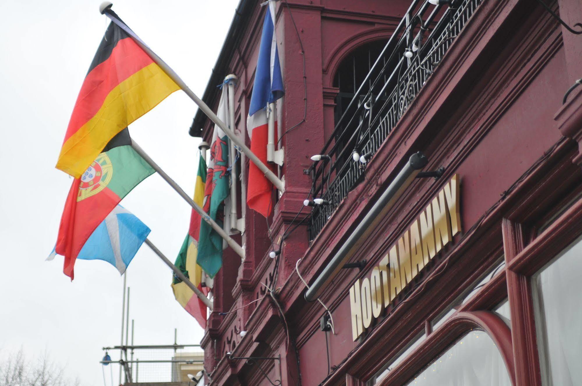 Hootananny Hostel London Exterior foto